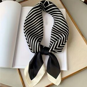 Elegant Black and White Striped Scarf